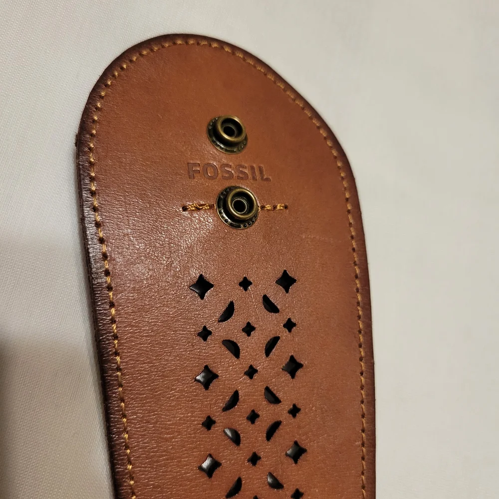 Fossil Brown Leather Strap with Cutout Design